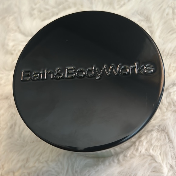 NEW Bath & Body Works Aromatherapy Stress Relief Candle - Eucalyptus & Spearmint - Picture 3 of 5